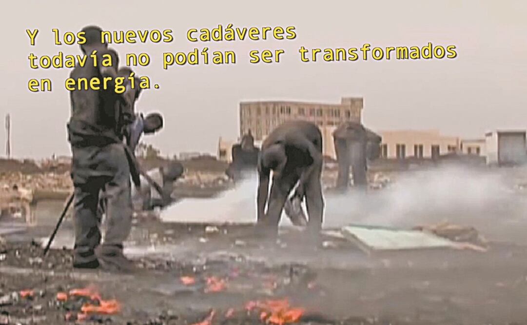 En los nueve minutos que dura el video se puede leer varias frases que acompañan a las imágenes, entre ellas de grandes excavaciones, extracción minera y del CERN. Fotos: muac.unam.mx/exposicion/sala10-julieta-aranda