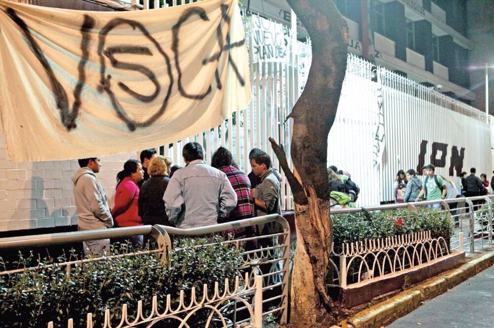 Alumnos paristas advirtieron que estarán pendientes de que se cumplan los compromisos de las autoridades o volverán a las movilizaciones (ARCHIVO EL UNIVERSAL)