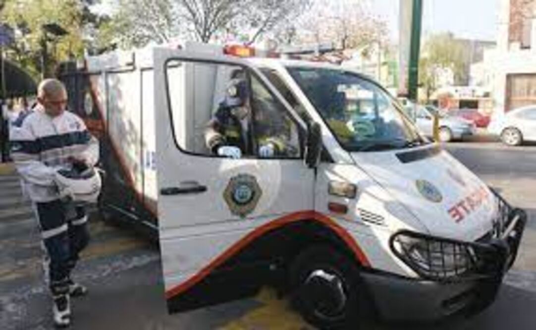 Paramédicos acudieron a atender la emergencia FOTO: Archivo EL UNIVERSAL