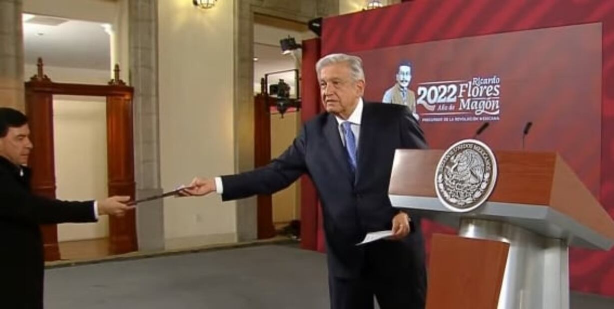 La mañanera de AMLO, 8 de noviembre, minuto a minuto