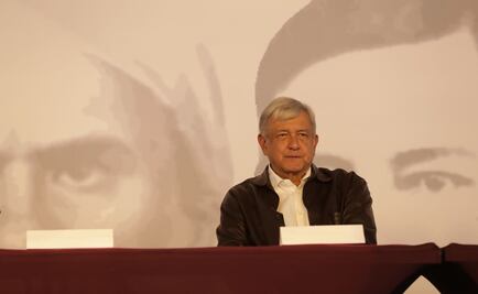 AMLO llega a Congreso Nacional de Morena en Azcapotzalco