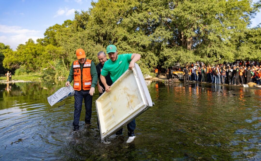 Samuel García lanza programa por el Día Mundial del Medio Ambiente; advierte sanciones a quienes contaminen cuerpos de agua y espacios públicos. Foto: Especial