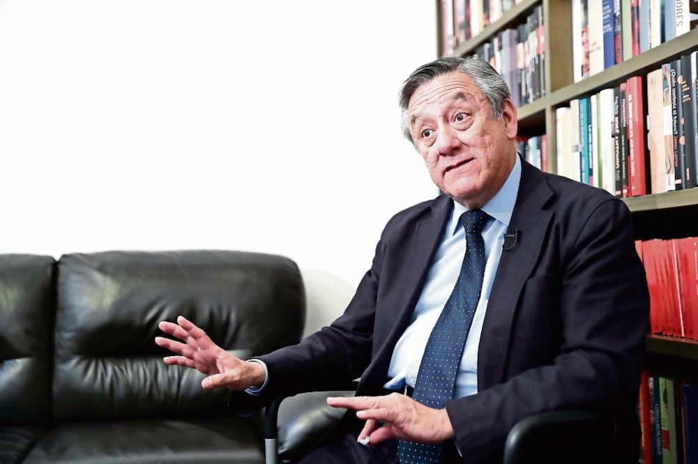 Analista en temas religiosos y políticos, Bernardo Barranco. Foto: IVÁN STEPHENS. EL UNIVERSAL