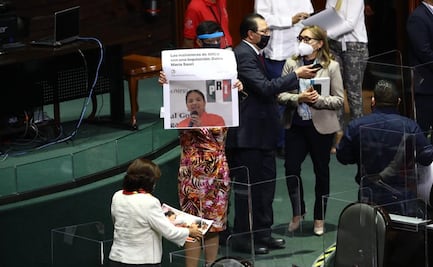 Protesta PT por presidencia de la mesa directiva en San Lázaro
