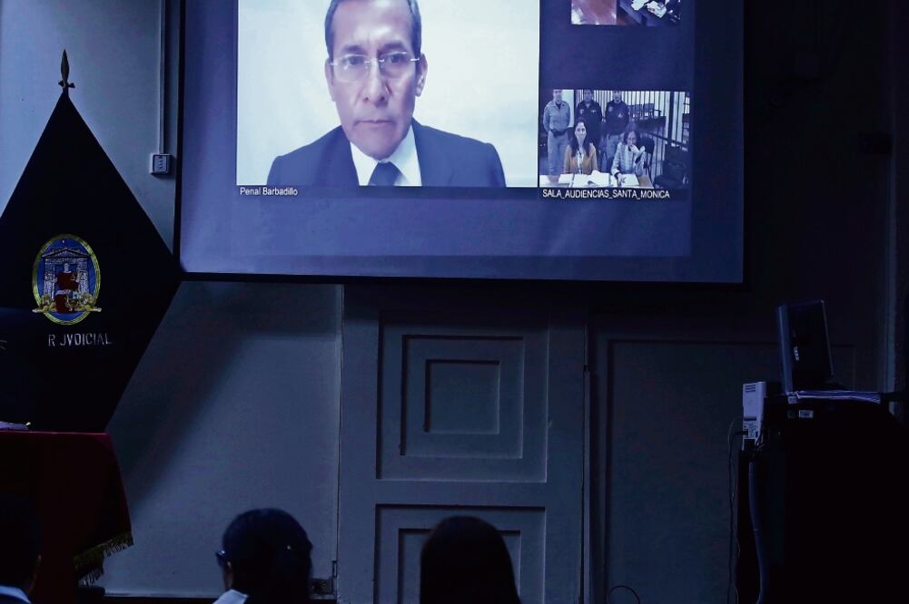 En video. Ollanta Humala y su esposa comparecieron ayer a través de una videoconferencia (MARIANA BAZO. REUTERS)