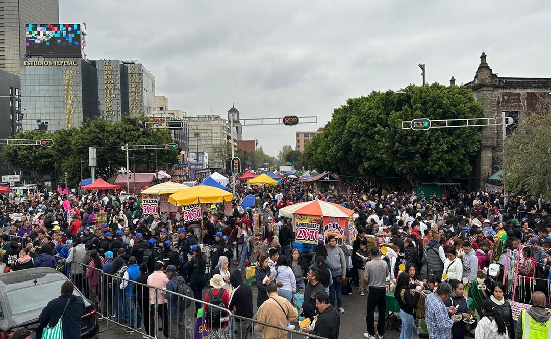 Miles de fieles celebran a San Judas Tadeo en San Hipólito; despliegan operativo en Reforma y Centro. Foto: Juan Carlos Williams