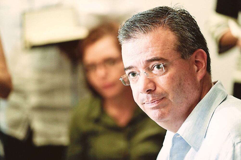 El gobernador del Banco de México, Alejandro Díaz de León (FOTO: ARCHIVO EL UNIVERSAL)