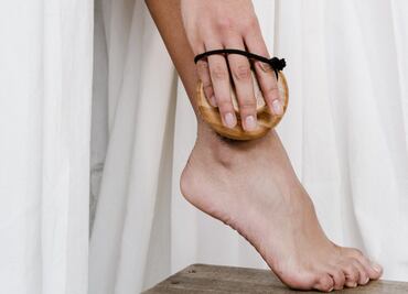 Cepillado en seco: una técnica fácil y efectiva que te ayudará a combatir la celulitis