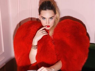 Belinda recibe regalo de una exnovia de Nodal por el Día de San Valentín