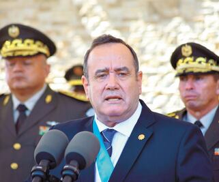 Giammattei rompe relación con Venezuela