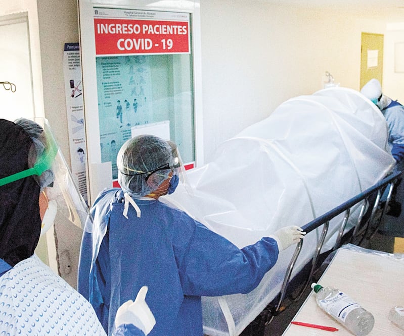 Hace casi una semana que el país superó 100 mil muertes. ARCHIVO EL UNIVERSAL