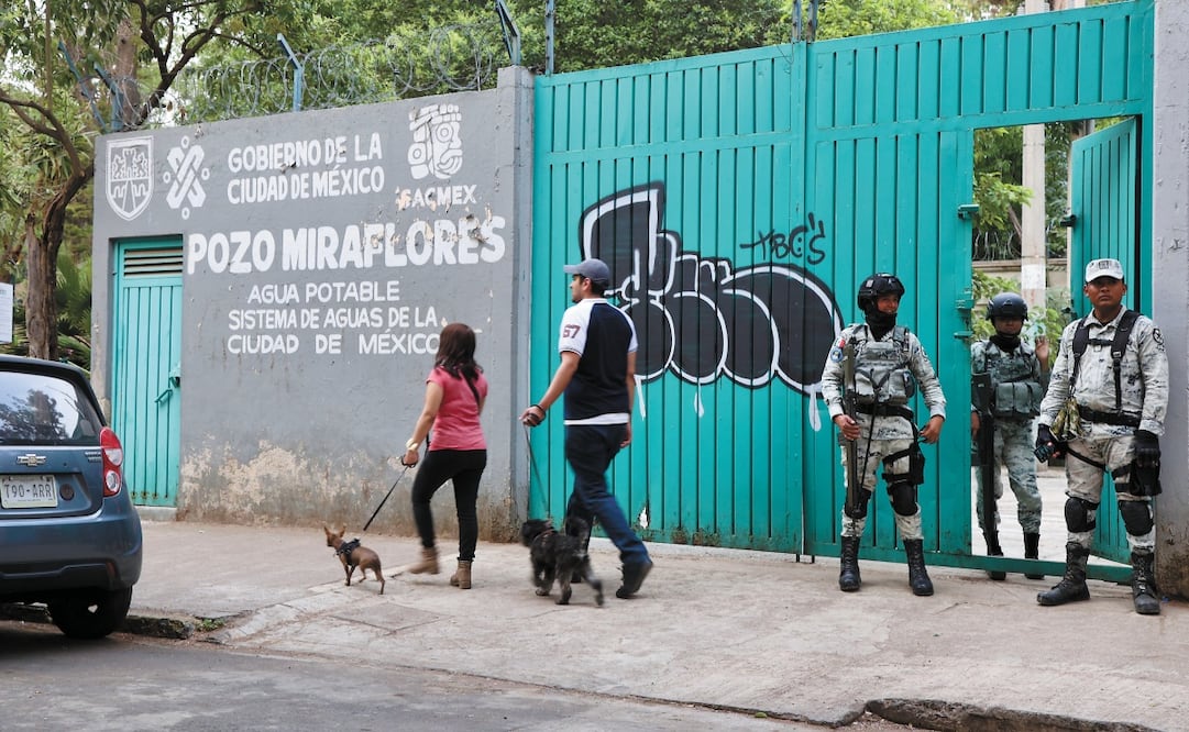 Aspectos del exterior del Pozo Miraflores, ubicado en el Parque Miraflores de la colonia San Pedro de Los Pinos, el cual se encuentra bajo vigilancia de la Guardia Nacional al igual que otros pozos en la alcaldía Benito Juárez. Foto: Valente Rosas El Universal