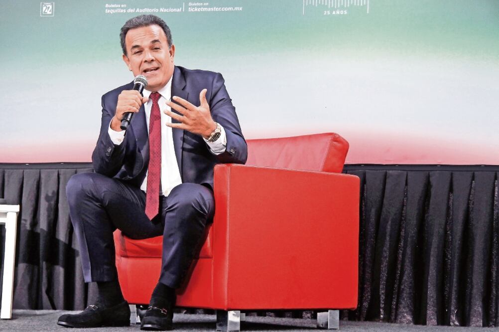 El tenor renueva el espectáculo cada año (CARLOS MEJÍA. EL UNIVERSAL)
