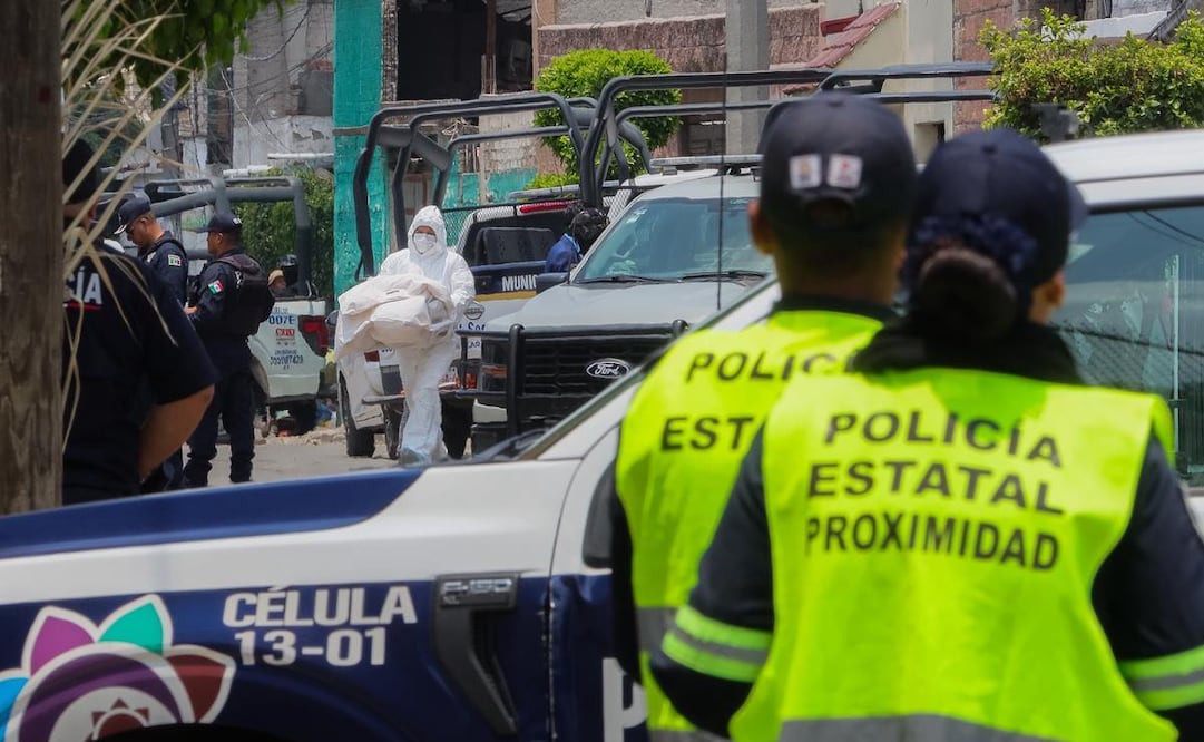 Hallan cabeza humana dentro de hielera en Ecatepec; Fiscalía investiga identidad de la víctima.
Foto: Osmar Alvarado | El Universal.
