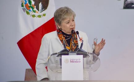 Alicia Bárcena falta a entrega de premio en el Castillo de Chapultepec; fue por motivos de salud, informan