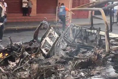 Atropellan a niña y pobladores queman patrullas