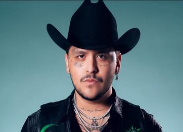 Filtran video de Christian Nodal supuestamente cantando en Coppel