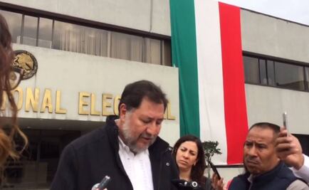 Noroña pide al INE no ser considerado como candidato presidencial