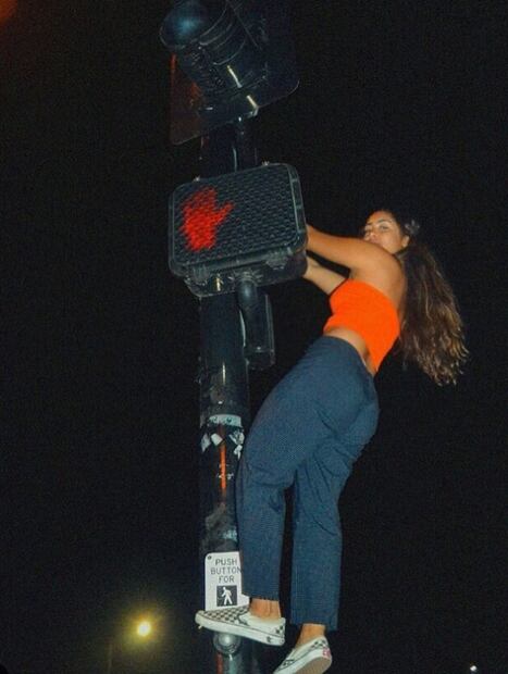 Ella es Isabella Mebarak, la sobrina de Shakira que diseñó la sudadera de "Music Sessions 53"