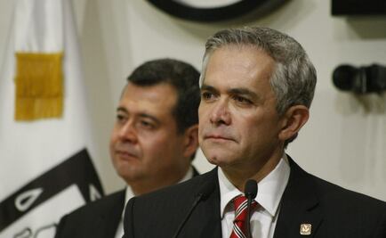 Mancera defiende programas sociales de la CDMX