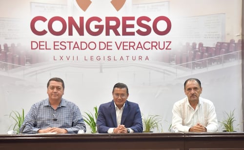 Comisión Permanente del Congreso de Veracruz realiza audiencias de desafuero; comparecen dos alcaldes de Movimiento Ciudadano