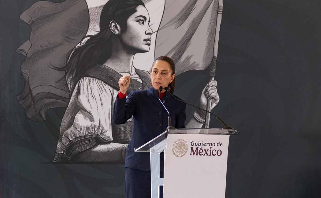 La presidenta Claudia Sheinbaum Pardo encabezó la Entrega de Tarjetas de las Pensiones Bienestar, en Tejupilco, Estado de México. Foto: Hugo Salvador/EL UNIVERSAL