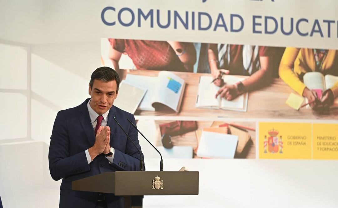 El presidente del gobierno español, el socialista Pedro Sánchez, en una comparecencia en el Palacio de la Moncloa. Foto: EFE