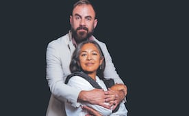 "Sobre las olas" rompe con la idea de la madre perfecta