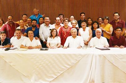 AMLO pide a su bancada rechazo a los 'moches'