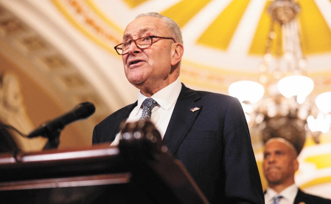 Chuck Schumer, líder demócrata en el Senado de EU, dijo que aranceles costarán unos 2 mil dólares a las familias. (05/03/2025) Foto: Tierney L. Cross | AFP