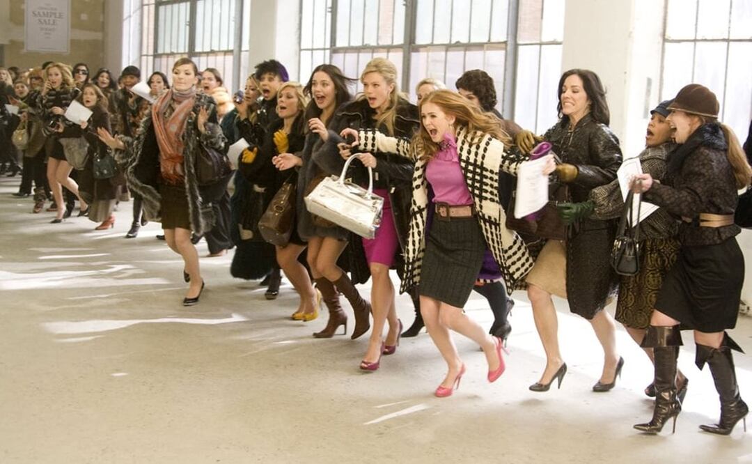 Usuarios de redes sociales comenzaron a compartir memes por las rebajas de Zara / Foto: Loca por las compras (Confessions of a Shopaholic)