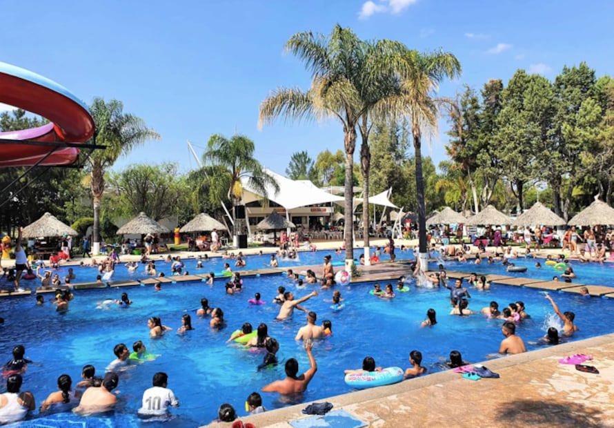 Si estas cerca de Querétaro, lánzate a Termas del Rey, uno de los balnearios recomendados por la Profeco. Foto: Termas del Rey