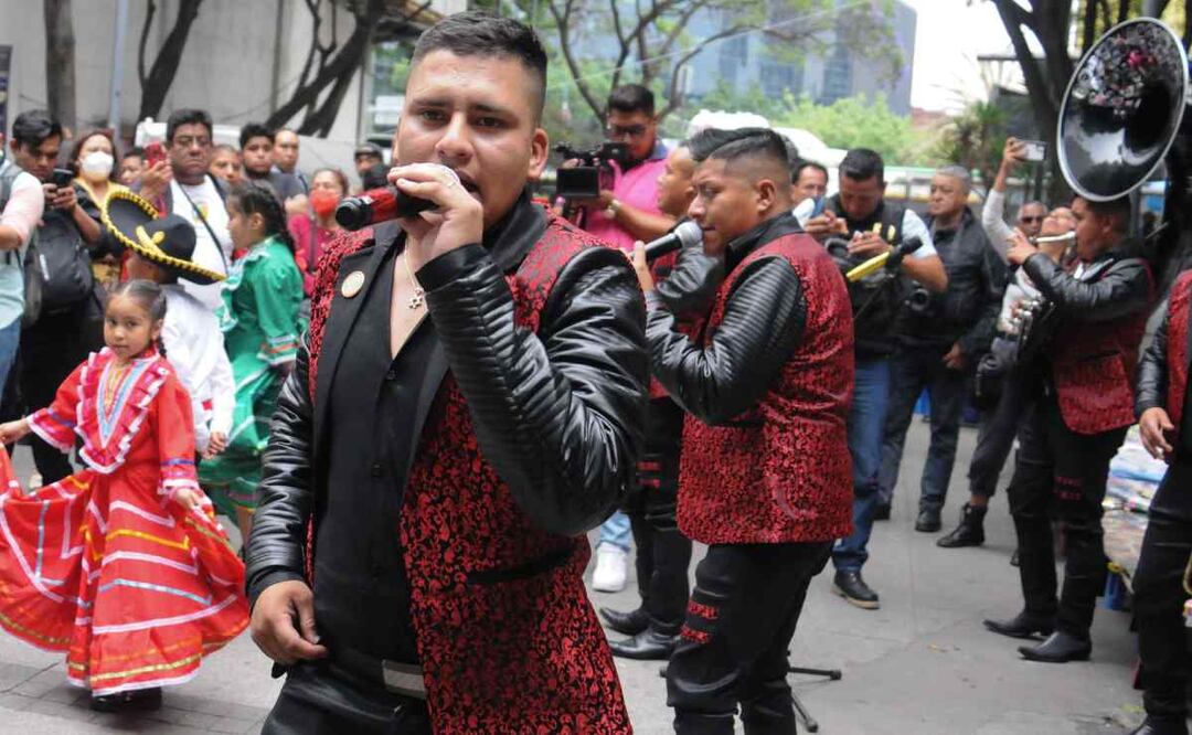 La Banda Sinaloense de la PBI ofreció una serenata para celebrar el día de las madres. Foto: Cuartoscuro
