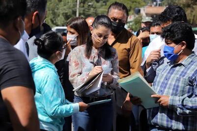 Vecinos de Xochimilco se manifiestan contra obra vial
