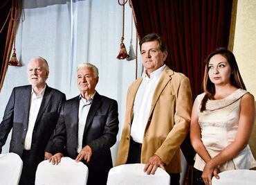 Alcanzan firmas 17 independientes