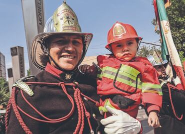 “Quiero ser bombero como mi mamá”; Heroico Cuerpo de Bomberos 169 años de proteger y salvar vidas