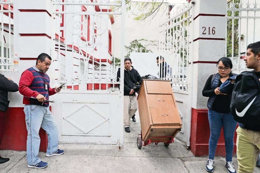 Ayer concluyó la mudanza de la casa de transición, tras cinco meses de ser sede de atención ciudadana. (JUAN CARLOS REYES. EL UNIVERSAL)