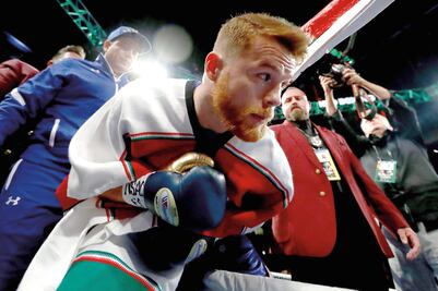 Se complica el panorama para el 'Canelo'