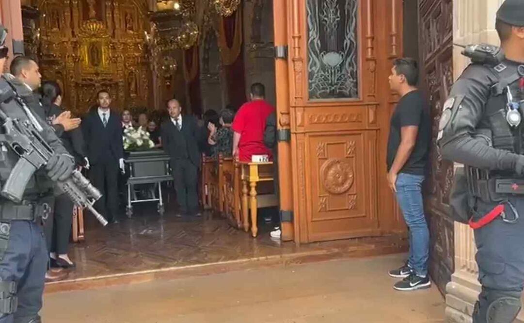 El cortejo fúnebre partió de la agencia funeraria al recinto religioso y después al panteón Jardines Eternos. Foto: Captura de pantalla