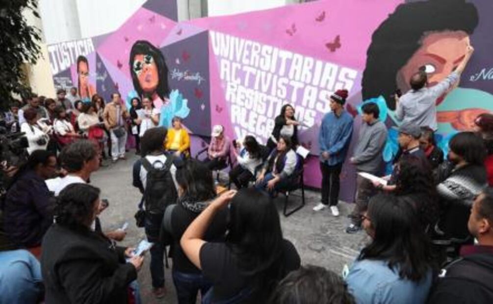 Con mural, estudiantes de la UACM piden justicia para compañeras asesinadas