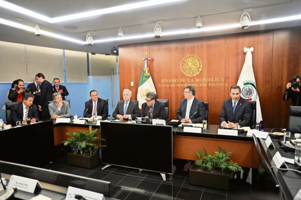 El canciller Marcelo Ebrard acudió al Senado a una reunión para explicar en qué consiste el entendimiento con Estados Unidos sobre la declaración binacional para el desarrollo y bienestar en el sur de México y Centroamérica. (ESPECIAL)