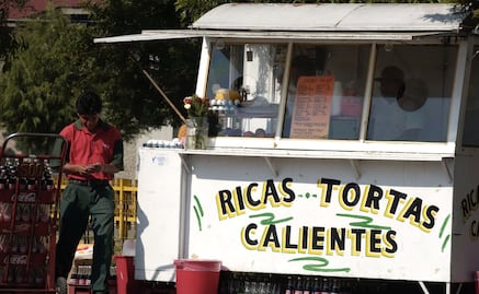 ¿Y las "ricas tortas"? Indigna borrado de rótulos en la Alcaldía Cuauhtémoc