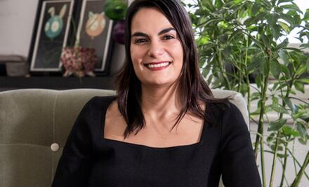 Alarmante la cantidad de niñas que se quedan en casa para cuidar a sus hermanos, dice Elvira Liceaga