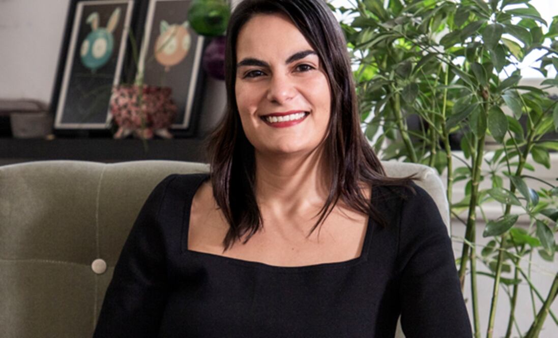 La escritora explora la maternidad y la negativa de las mujeres a concebir en su obra “Las vigilantes” .
Foto: Penguin Random House, cortesía