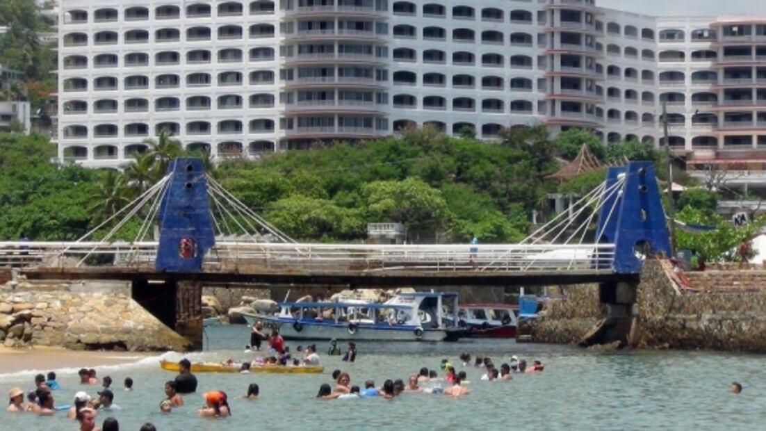 La casa de Maximino Ávila Camacho que dividió una playa de Acapulco 