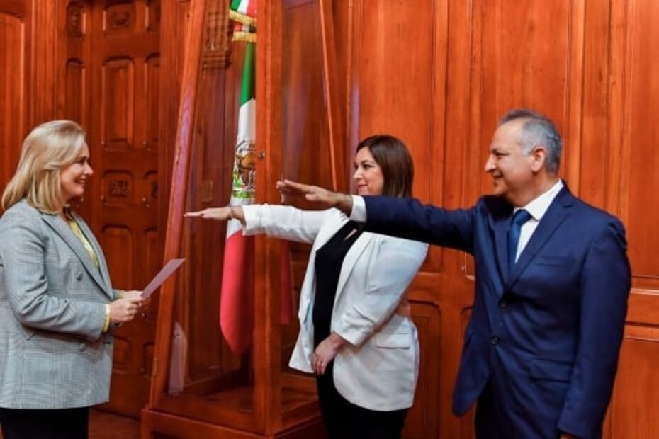 Realiza gobernadora de Chihuahua cambios en su gabinete