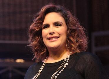 Angélica Vale está feliz en Telemundo