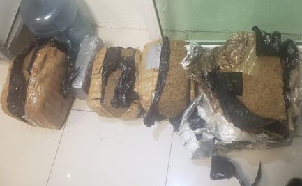 Caen tres por trasladar 25 kilos de marihuana en combi del Edomex
