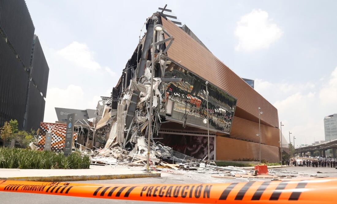 Desplome en Plaza Artz Pedregal. Foto: Agustín Salinas