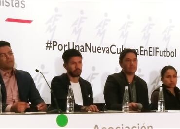 Oribe Peralta le pide a los futbolistas no “tener miedo por denunciar”